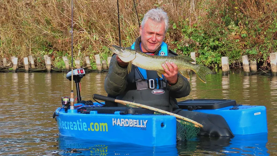 Hardbelly boat de Linge