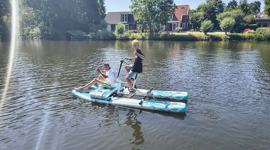Waterfietsen op de Linge